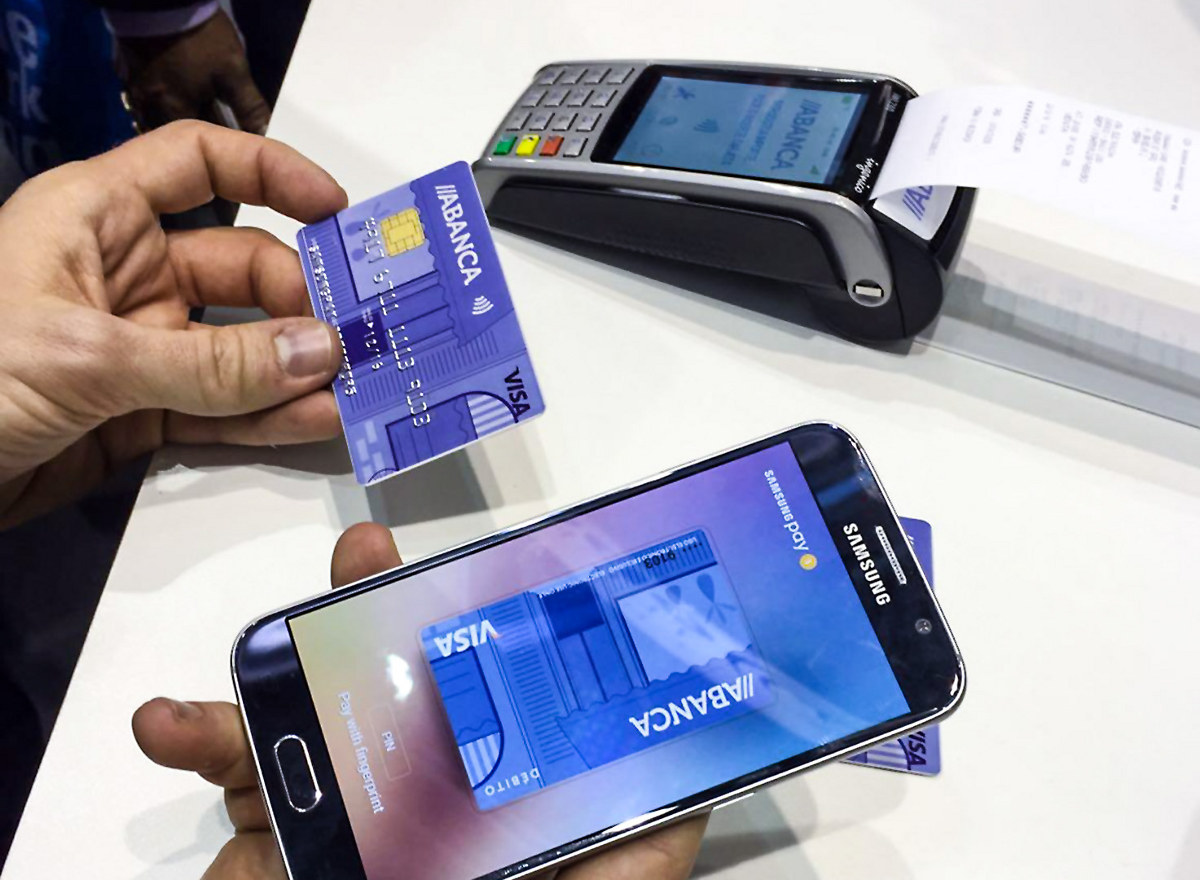 Система быстрых платежей самсунг. Смартфон Samsung pay. Презентация самсунг 2023 нового смартфона. Звук оплаты. Datafono.