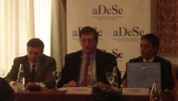 adese_presenta_informe.jpg