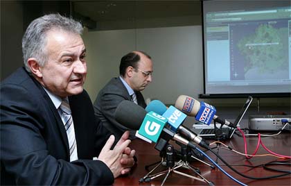 Méndez Romeu durante a presentación do Galimap