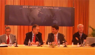 Ramón Varela, Fernando Salgado, Lois R. Andrade e Carlos González durante a presentación de Galiciaparelmundo.com