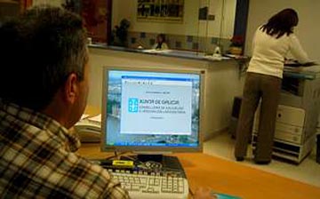 O CPI de Mazaricos podería deixar ós seus alumnos sen notas este Nadal por falta de banda larga