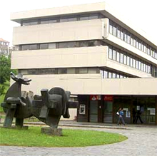 Facultade_economicas_USC.jpg