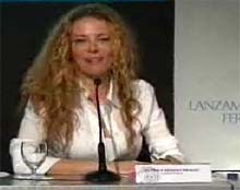 Paula Vázquez foi a mestra de cerimonias da presentación da nova telelvisión IP