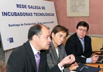 Salustiano Mato, Mª José Alonso e Gustavo Marcos durante o acto de constitución da Rede Galega de Incubadoras Tecnolóxicas