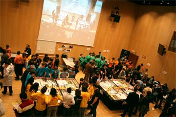fist_lego_league.jpg