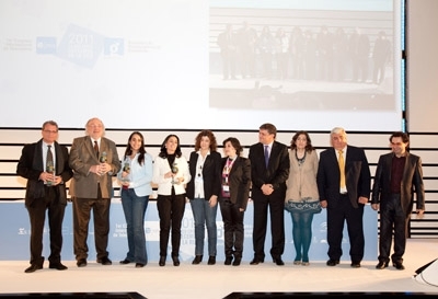 1295943449664fotofamiliapremioscitdentrodn.jpg