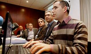 Juan José Montiel fixo unha demostración do acceso á web
