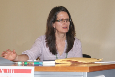 Clemencia Rodríguez durante o transcurso dun seminario en Barcelona da Cátedra Unesco de Comunicación do InCom-UAB