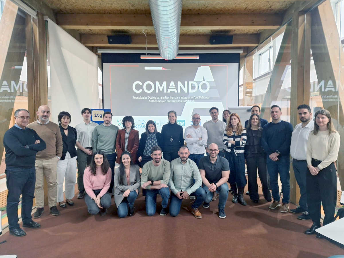 itg-comando-fotodefamilia.jpg